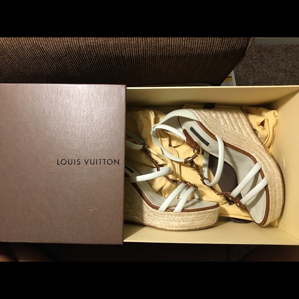 White wedged Louis Vuitton wedged heels